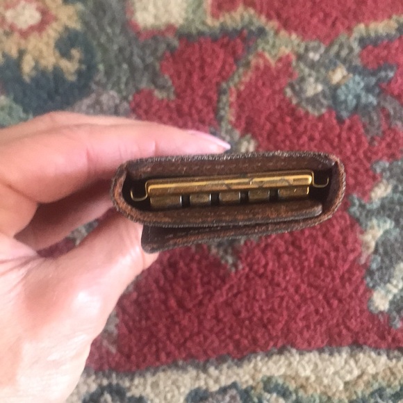 🌹🍃Authentic LV Key Case🍃🌹 - Picture 2 of 8